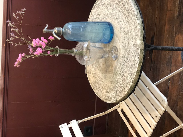 Gueridon de terrasse de bistrot ancien
