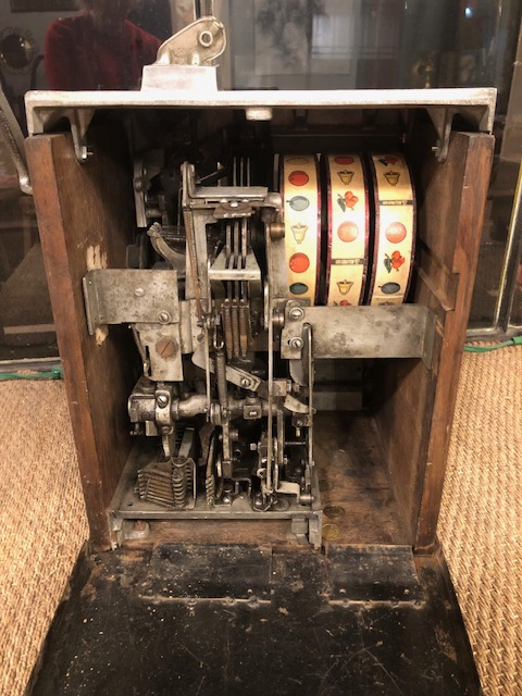 Machine à sous Jennings Duchess front vendor 1930