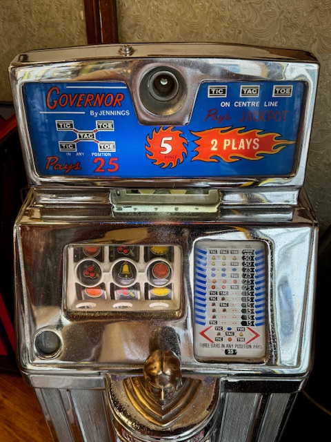 Machine à sous Jennings Governor 