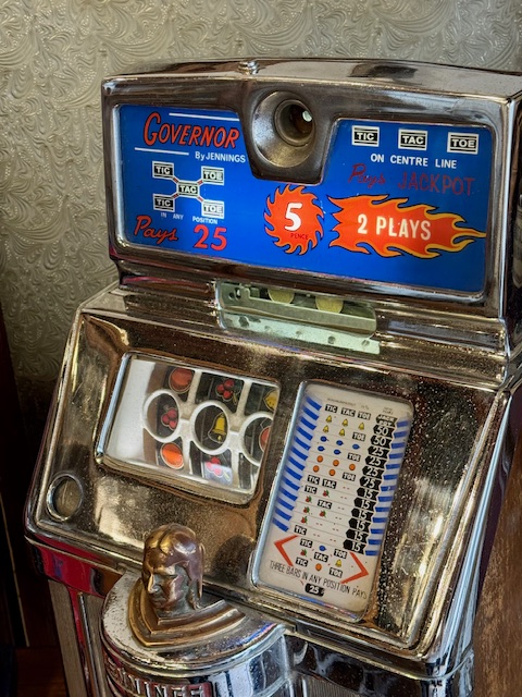 Machine à sous Jennings Governor 