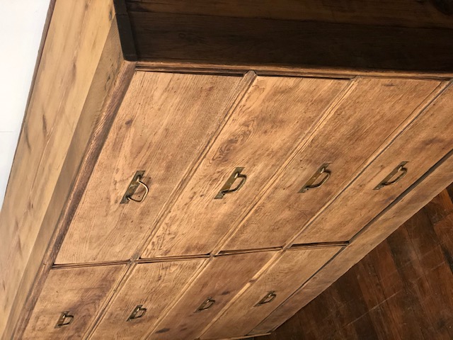 Meuble de métier en bois naturel 8 tiroirs