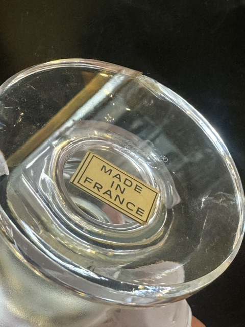 Necessaire de fumeur en cristal signé Lalique