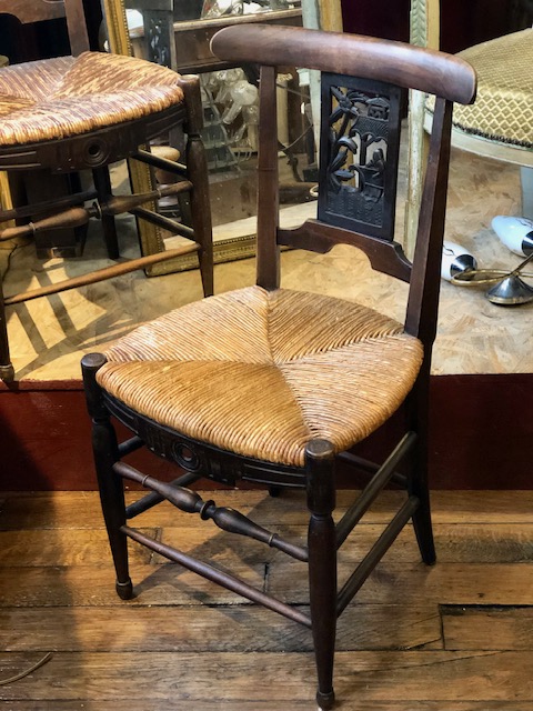 Paire de chaises directoire décor au chinois