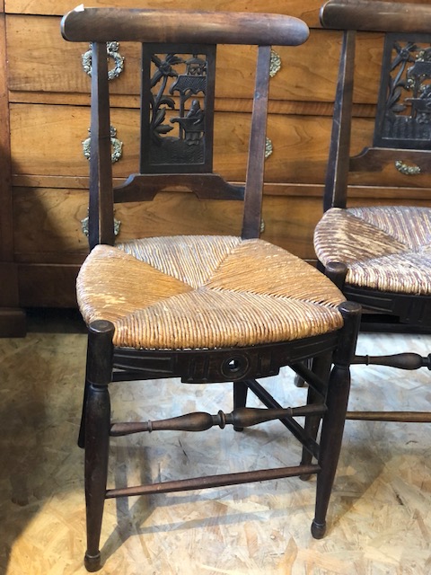 Paire de chaises directoire décor au chinois