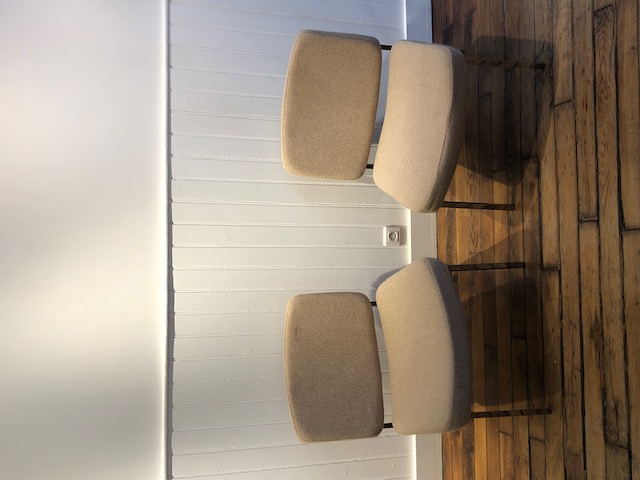 Paire de chauffeuses design 70's 