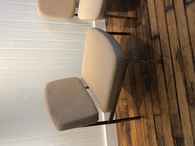 Paire de chauffeuses design 70's 