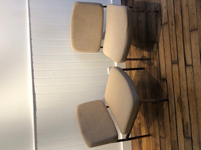 Paire de chauffeuses design 70's 