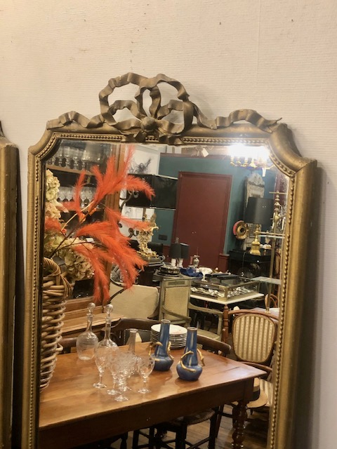 Paire de miroir Louis XVI bois doré et platre