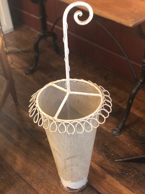 Porte parapluie de Mathieu Matégot