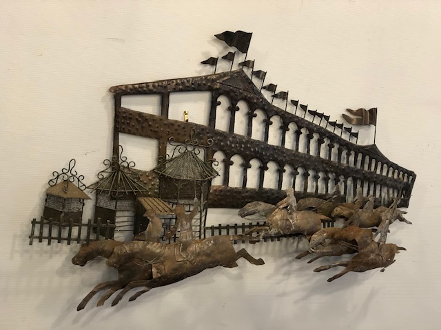 Sculpture murale - La course de Curtis Jere 1972
