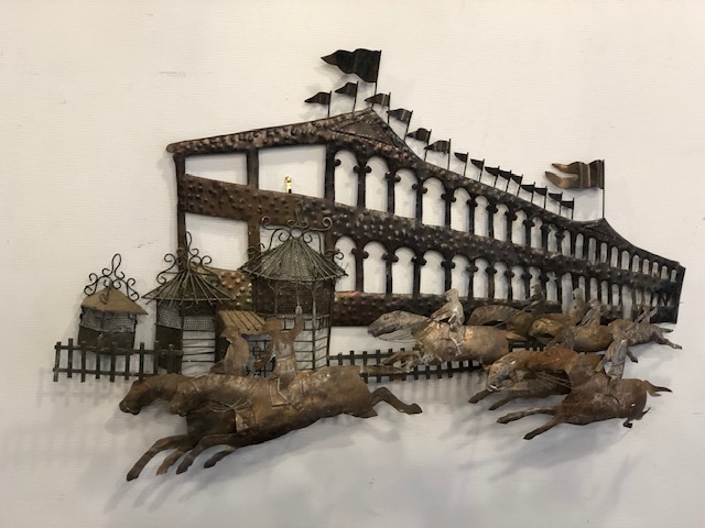 Sculpture murale - La course de Curtis Jere 1972