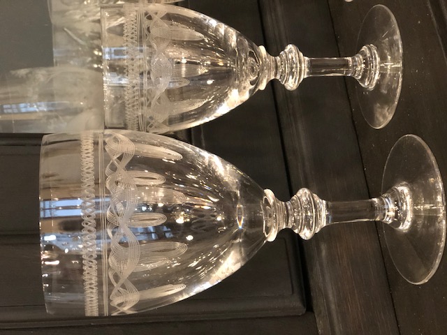 Service de 18 verres en cristal Baccarat à ressauts et noeuds vers 1900