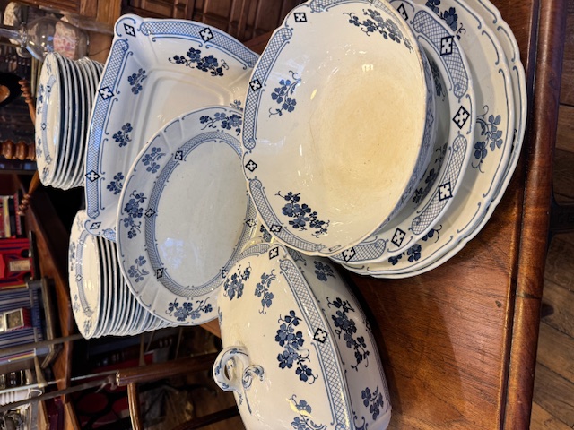 Service de table Lunéville vers 1850