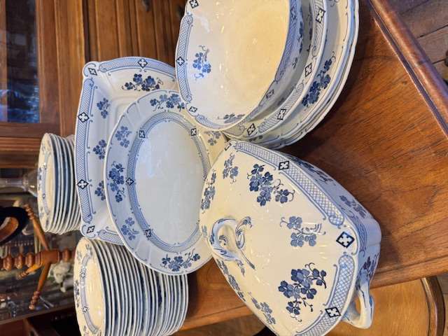 Service de table Lunéville vers 1850