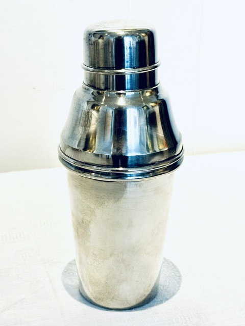 Skaker à cocktail métal argenté