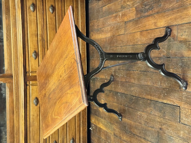 Table de bistrot ancienne Pierre Ouvrier