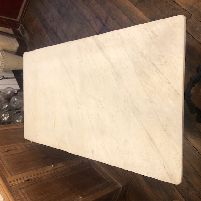 Table de bistrot en marbre 