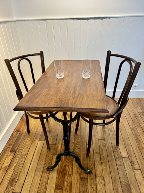 Table de bistrot plateau chêne