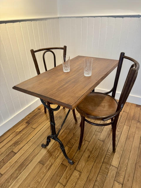 Table de bistrot plateau chêne