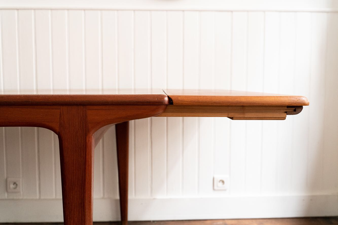 Table scandinave en teck avec rallonges