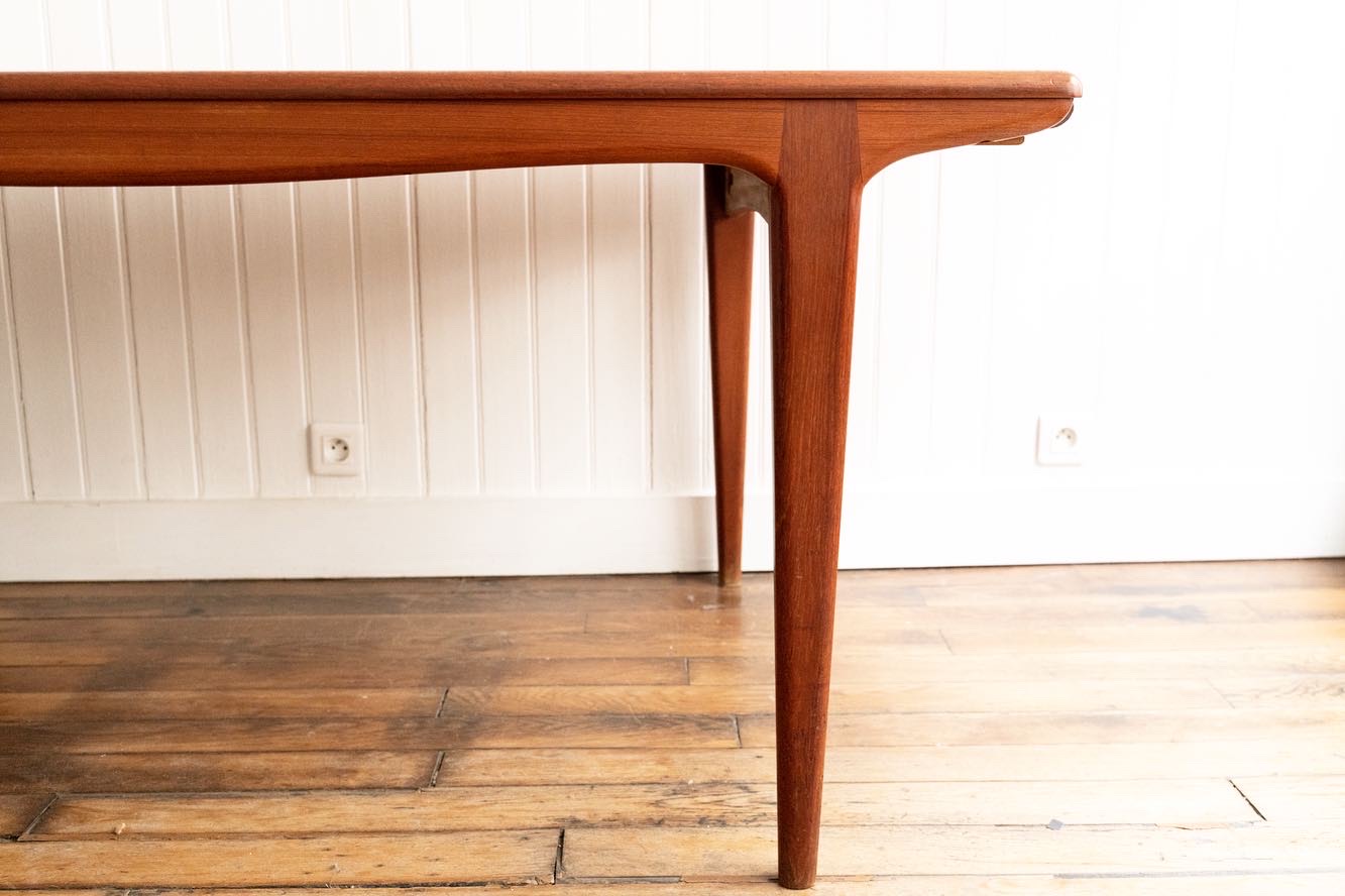 Table scandinave en teck avec rallonges