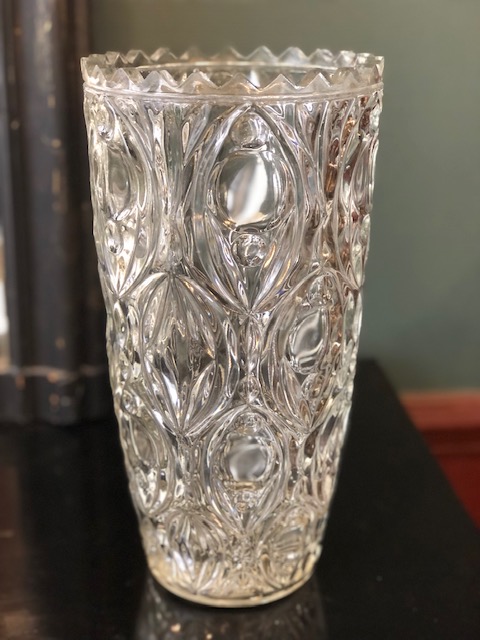 Vase vintage en verre ciselé