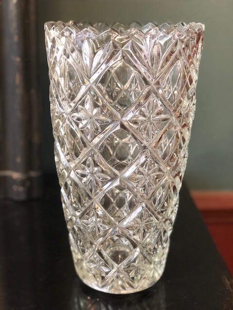 Vase vintage en verre ciselé