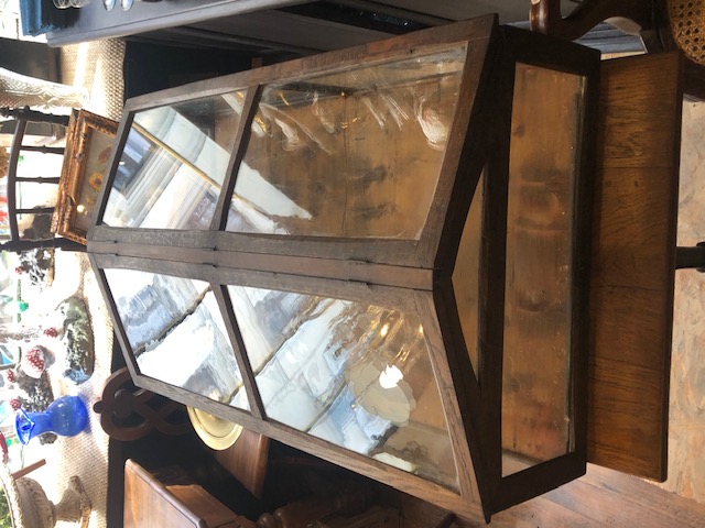 Vitrine de magasin à poser en bois