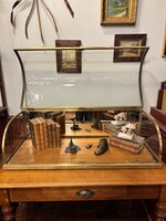 Vitrine de magasin ancienne en laiton verre bombé